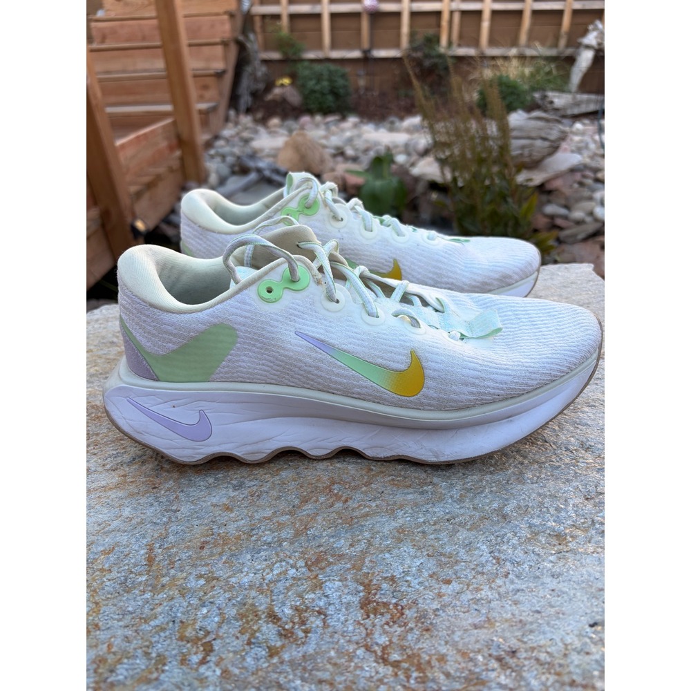 Nike Motiva Walking Shoes Sail Citron Pulse Womens 10.5 HF5728-191 Sneakers